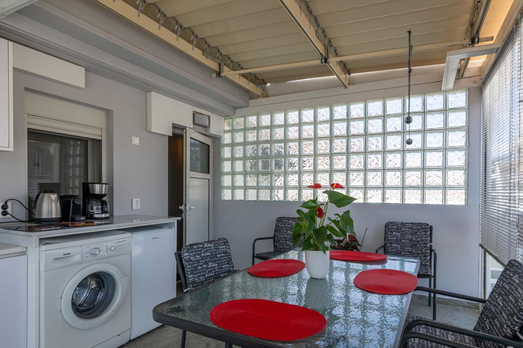 Myrto Luxurious Top Floor Studio Kalamata Luaran gambar